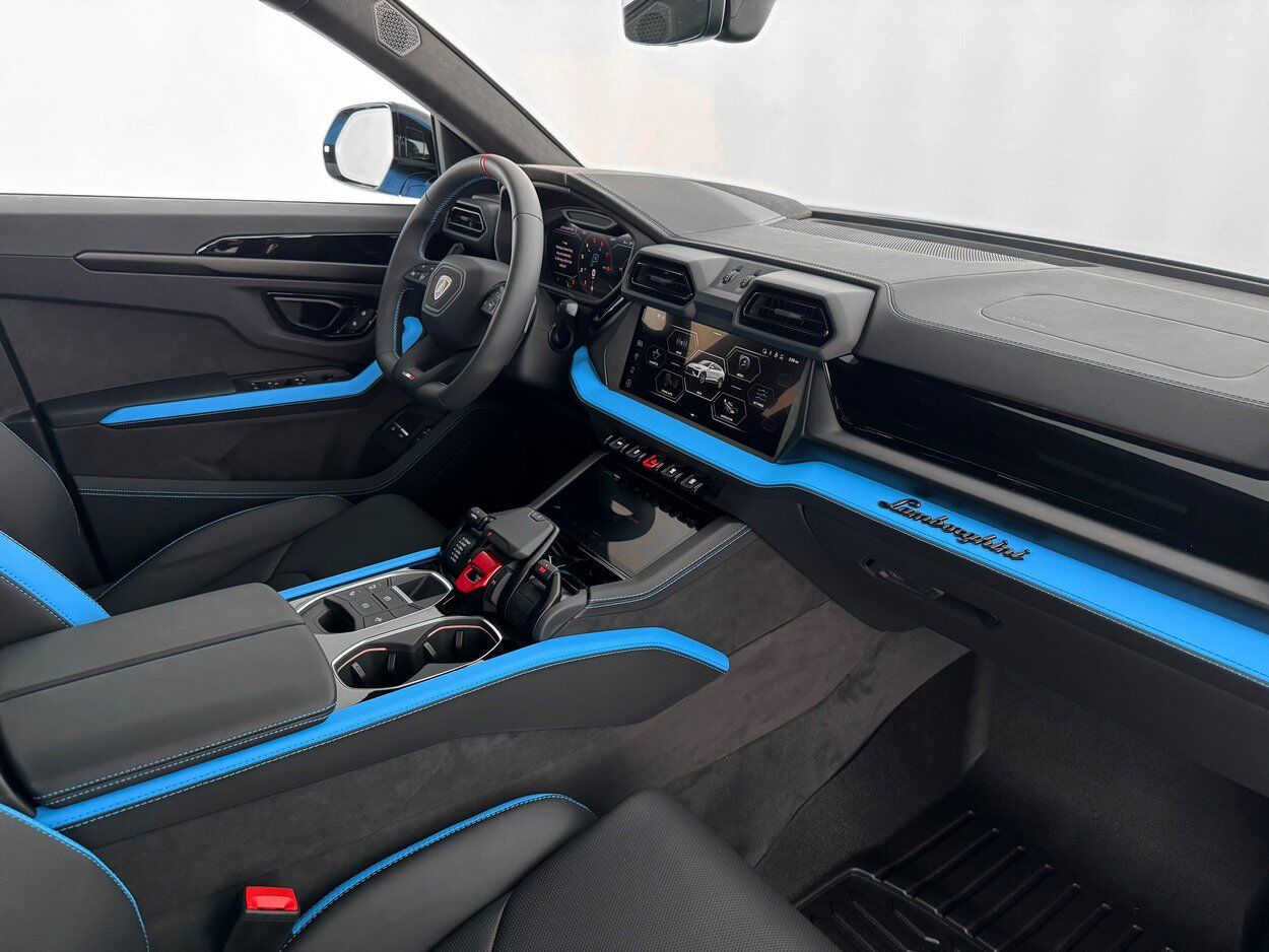 2025 Lamborghini Urus SE Bellevue WA