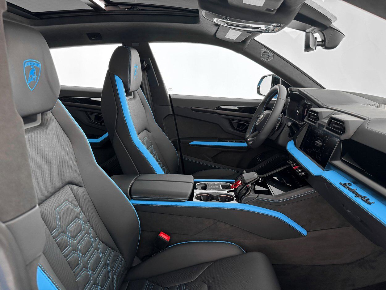2025 Lamborghini Urus SE Bellevue WA
