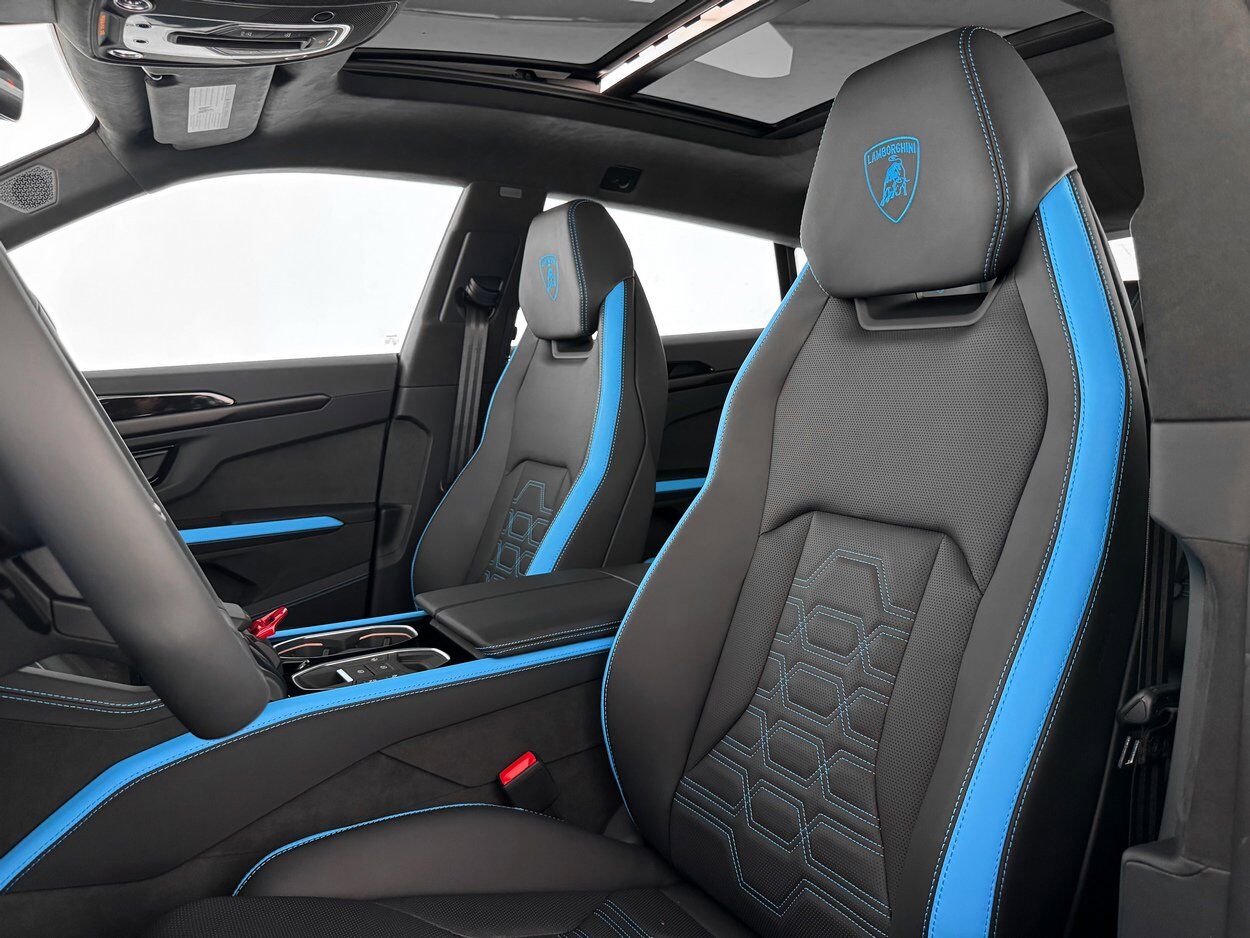 2025 Lamborghini Urus SE Bellevue WA