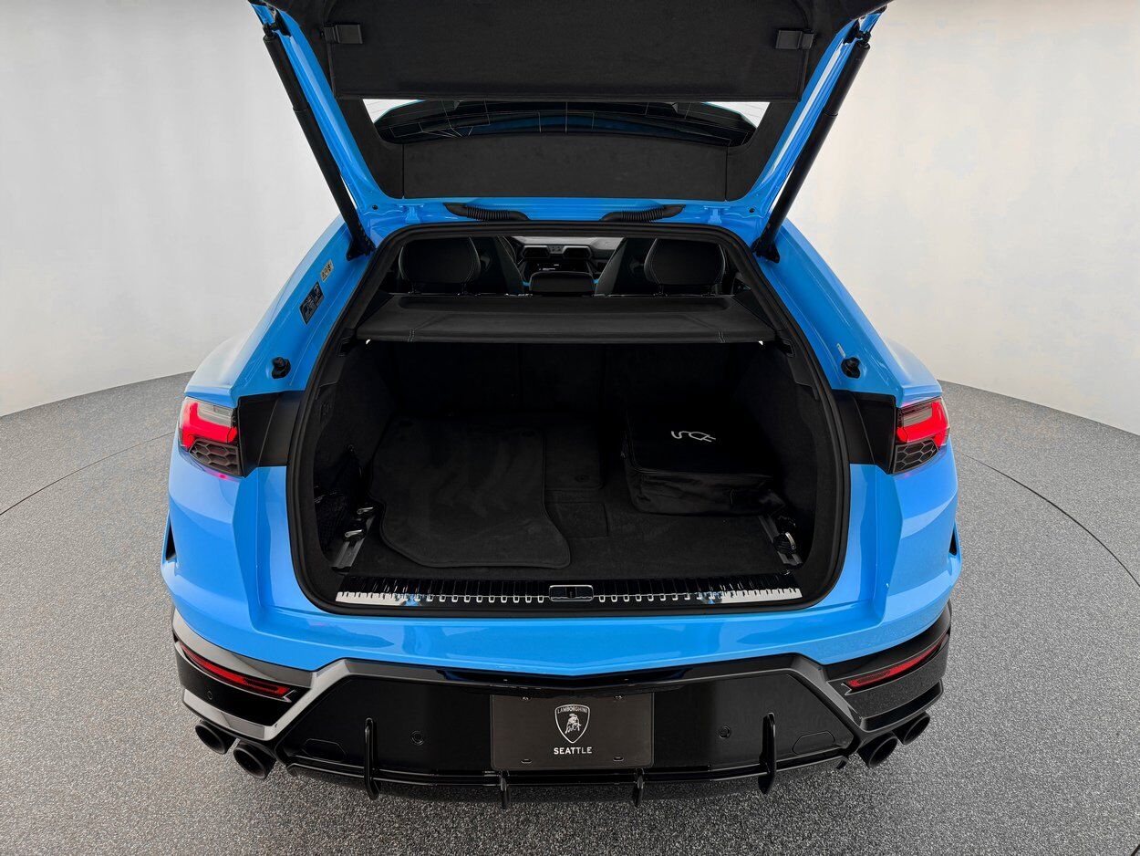 2025 Lamborghini Urus SE Bellevue WA