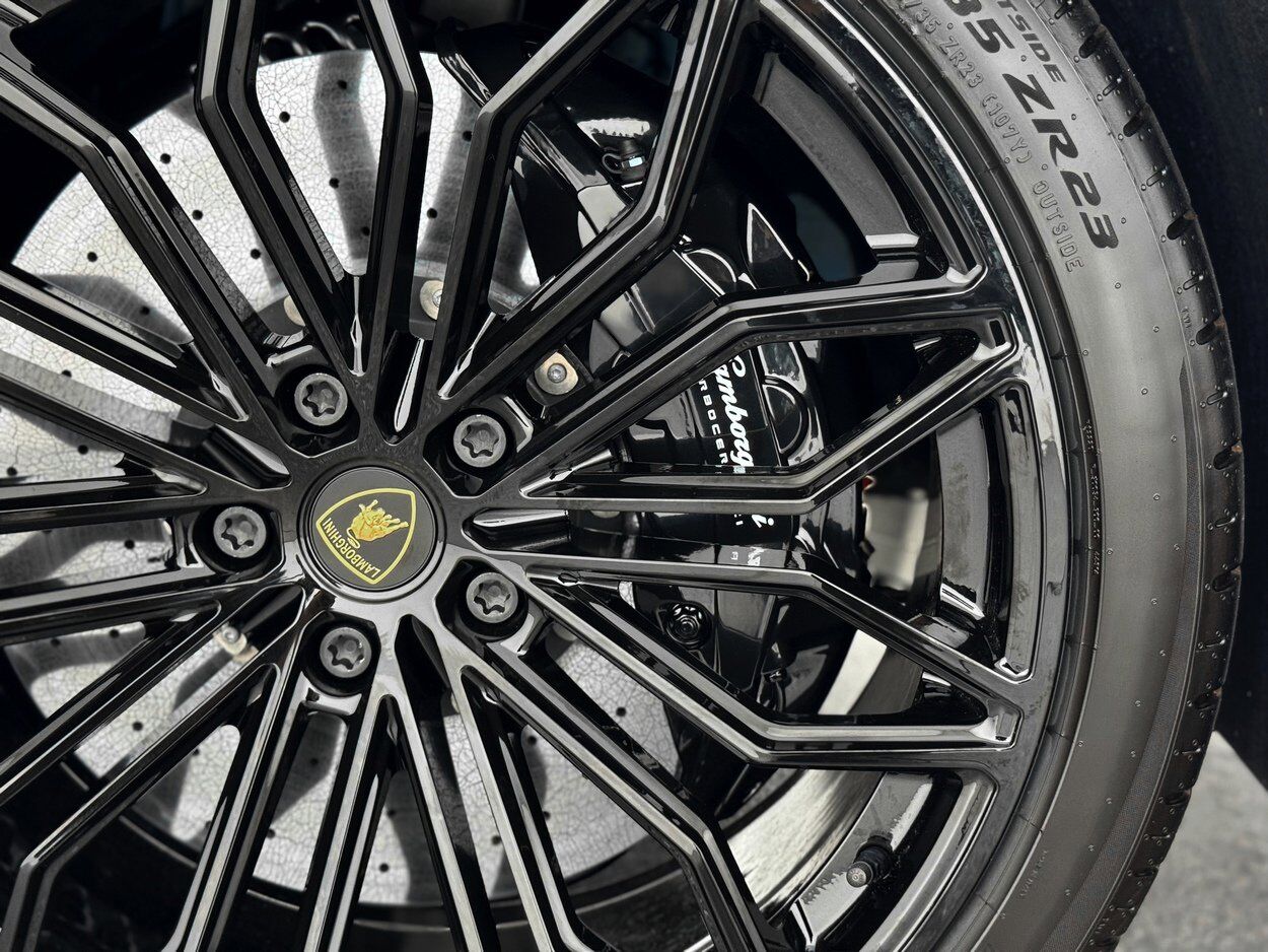 2025 Lamborghini Urus SE Bellevue WA