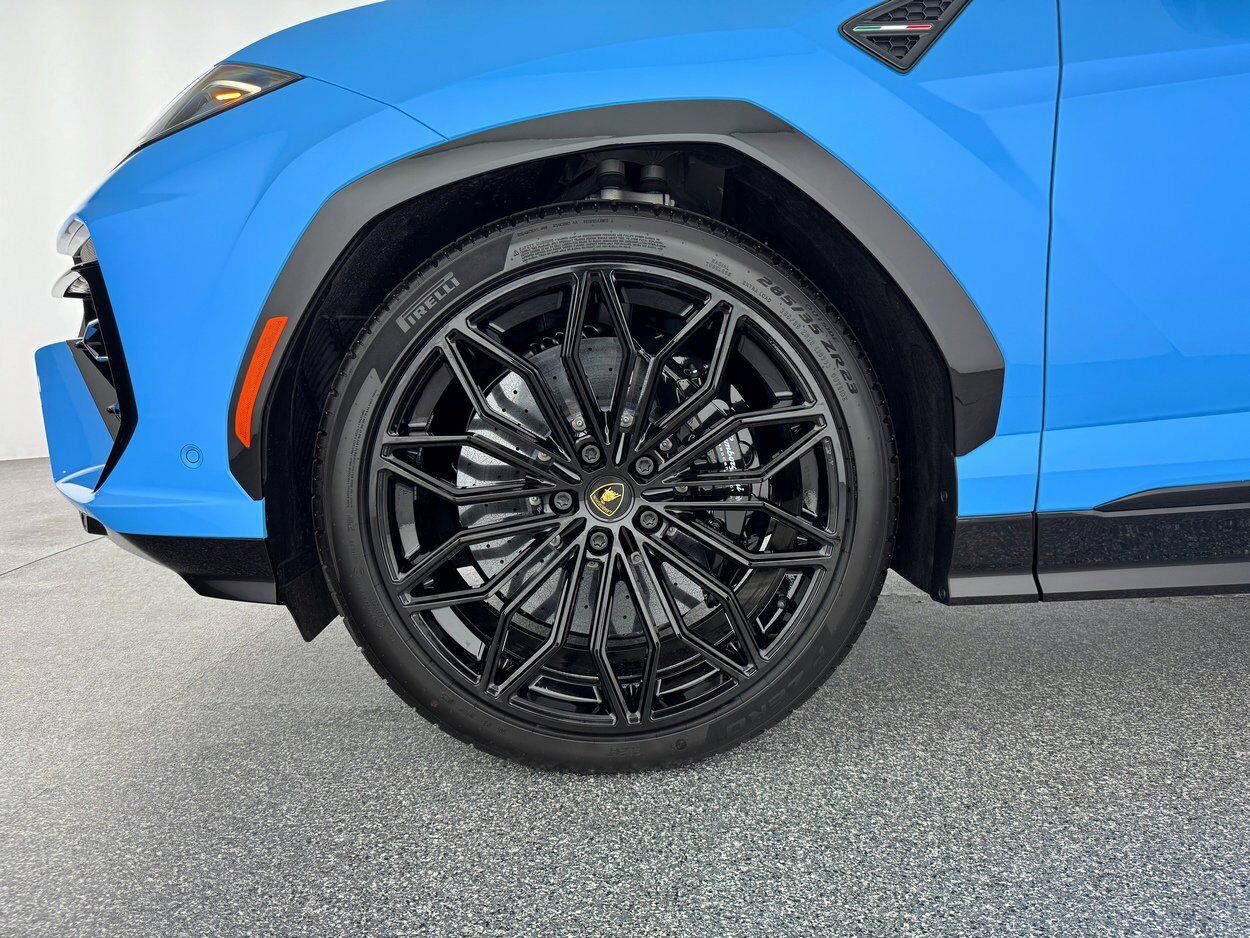 2025 Lamborghini Urus SE Bellevue WA