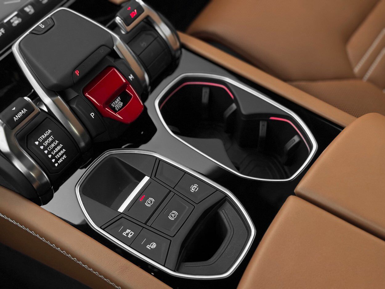 2025 Lamborghini Urus SE Bellevue WA