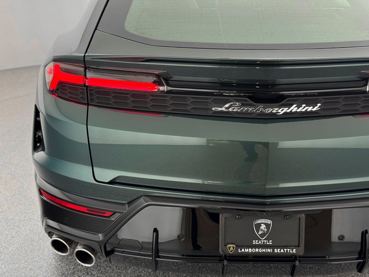2025 Lamborghini Urus SE Bellevue WA