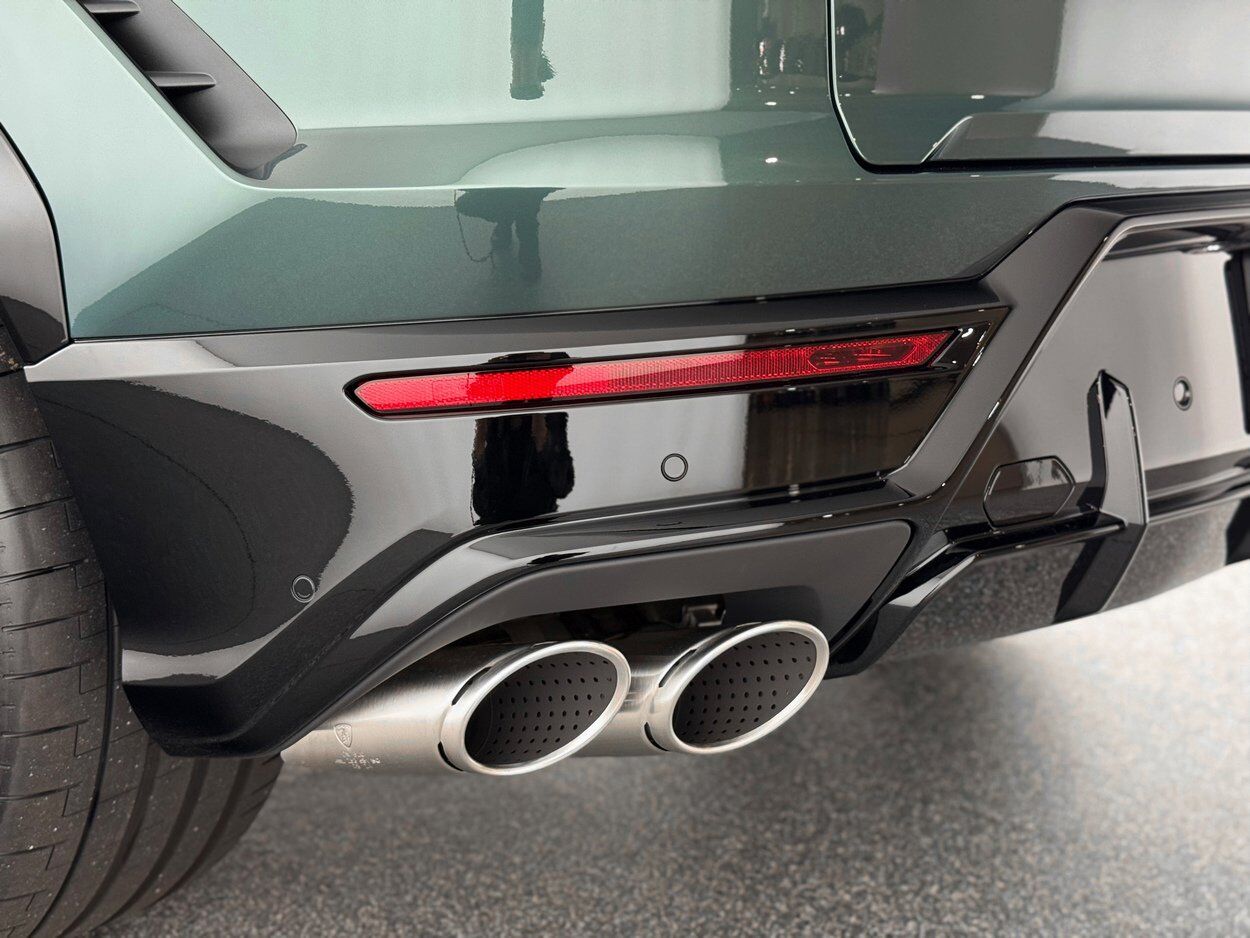 2025 Lamborghini Urus SE Bellevue WA