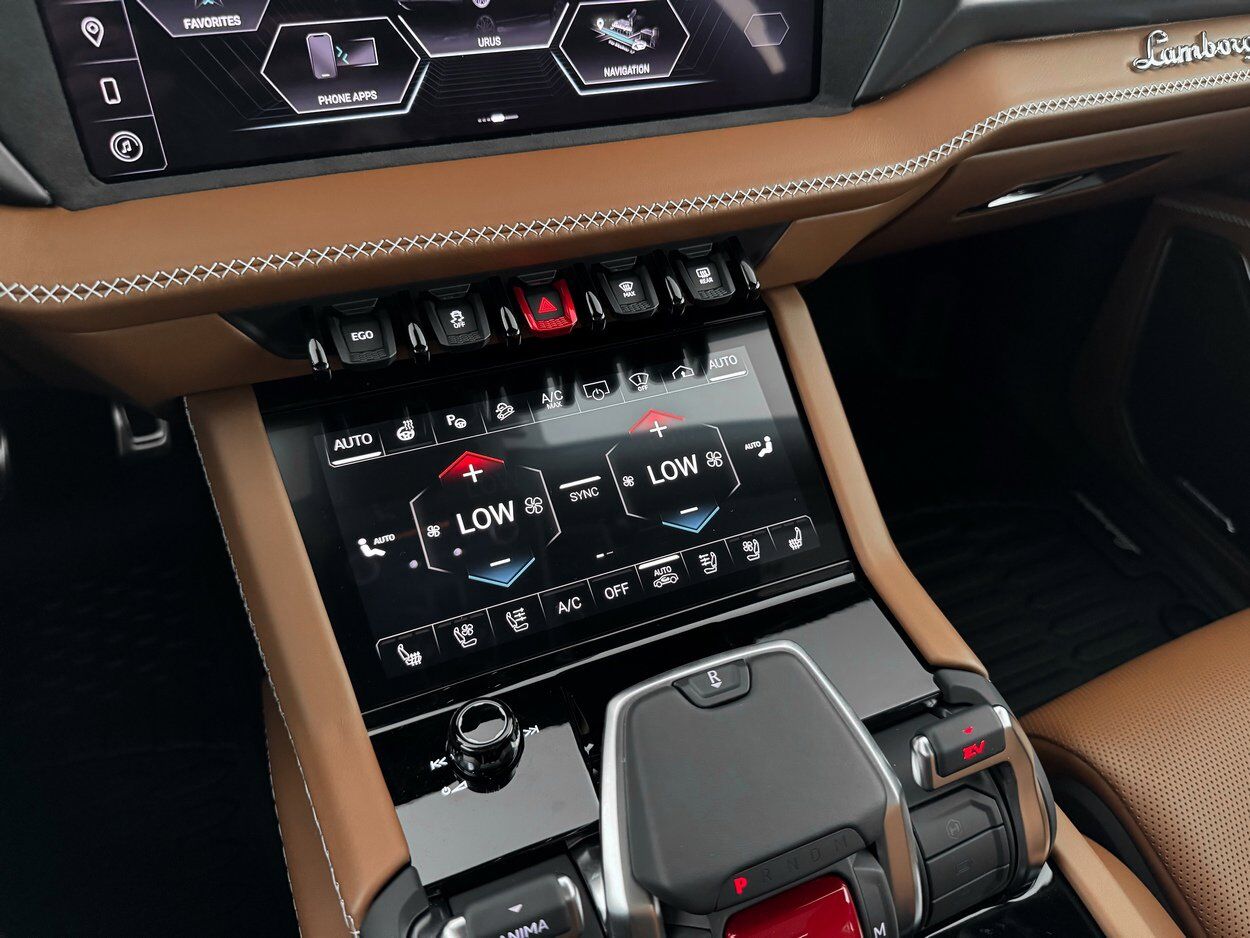 2025 Lamborghini Urus SE Bellevue WA
