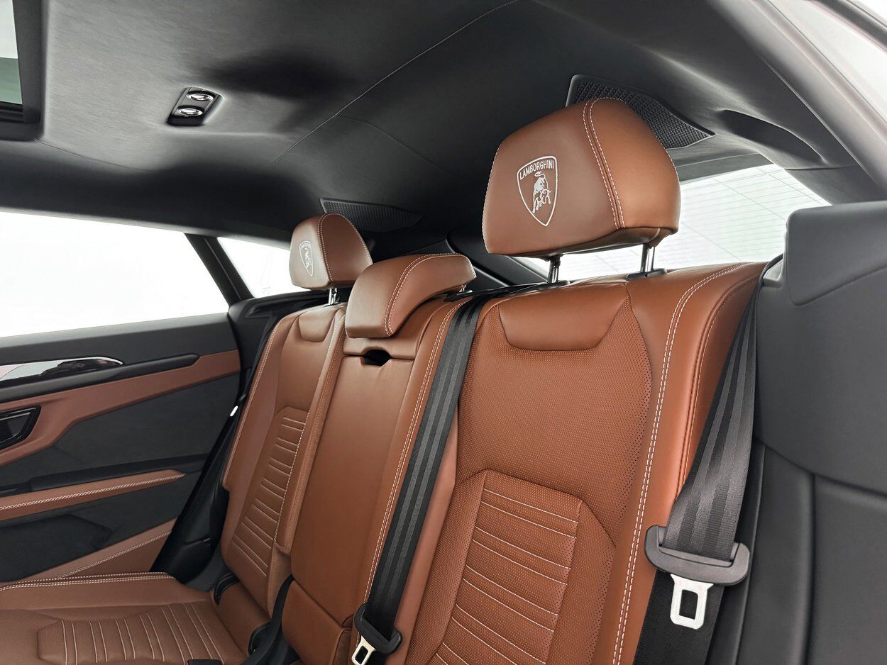 2025 Lamborghini Urus SE Bellevue WA