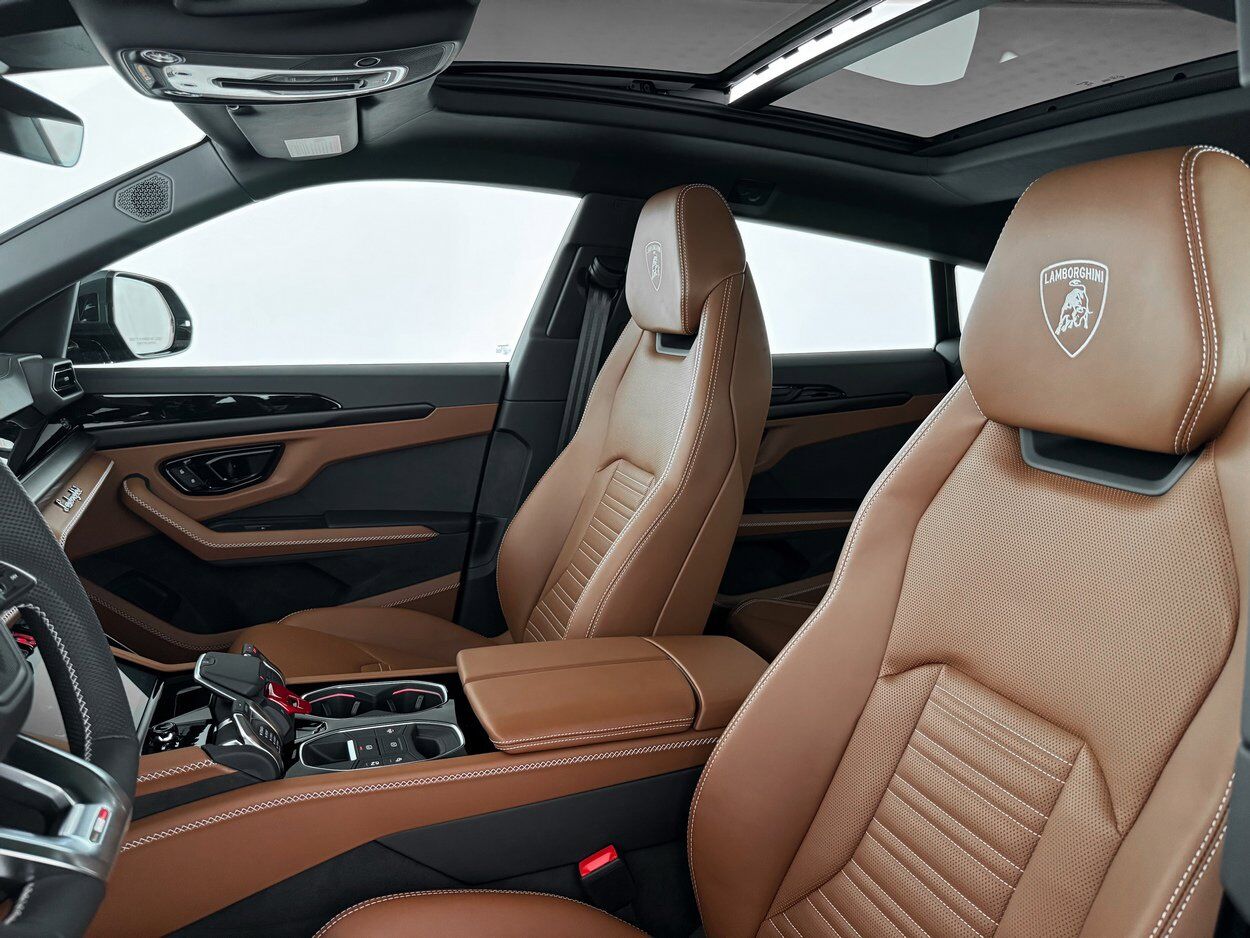2025 Lamborghini Urus SE Bellevue WA