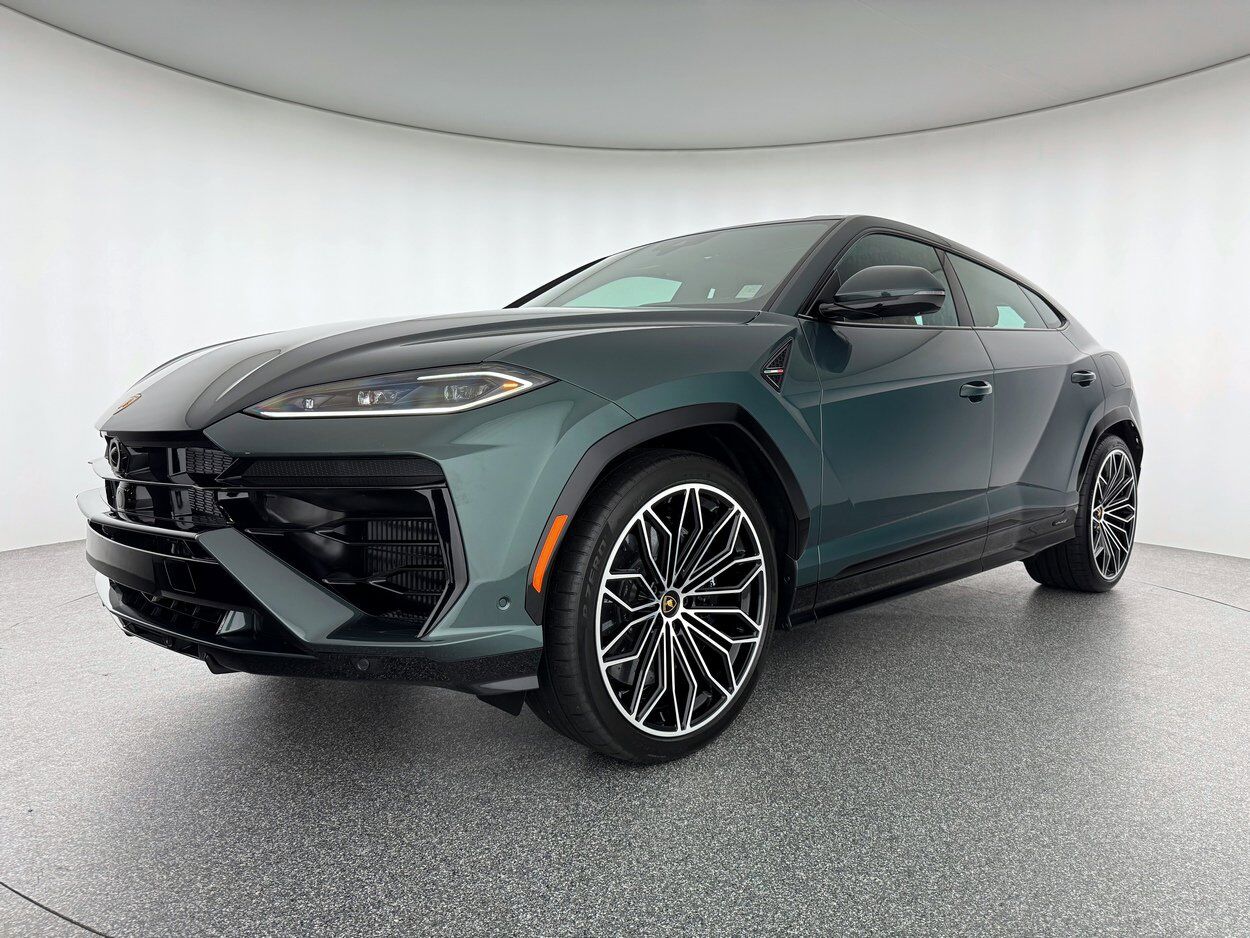 2025 Lamborghini Urus SE