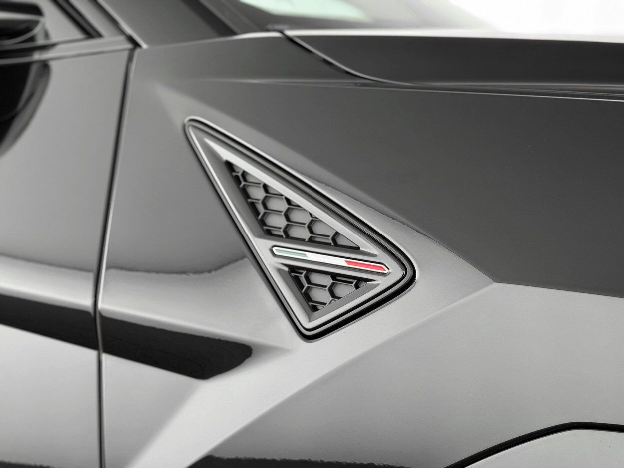 2025 Lamborghini Urus SE Bellevue WA