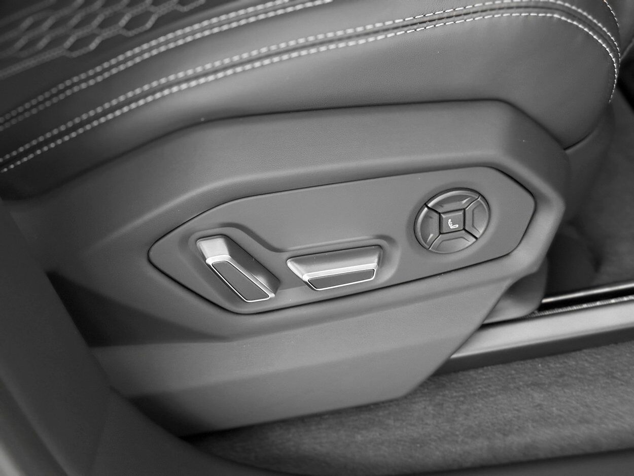 2025 Lamborghini Urus SE Bellevue WA