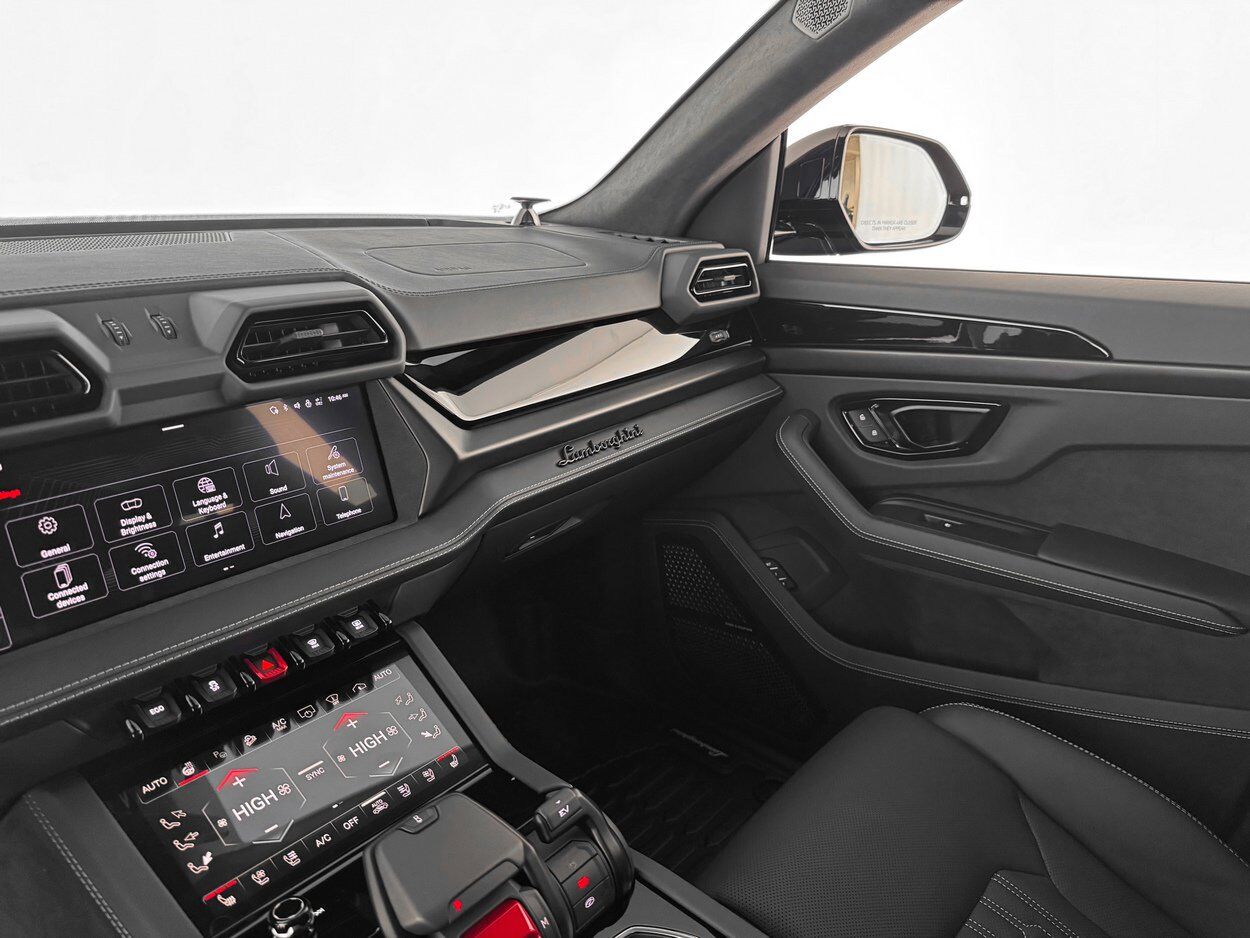 2025 Lamborghini Urus SE Bellevue WA