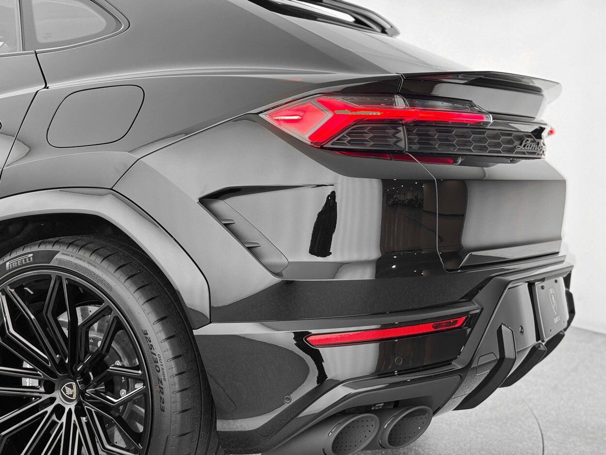 2025 Lamborghini Urus SE Bellevue WA