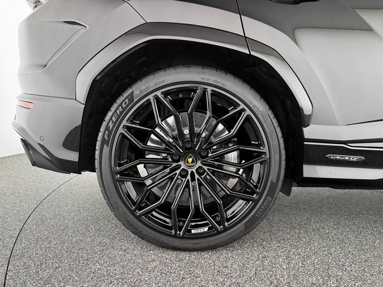 2025 Lamborghini Urus SE Bellevue WA