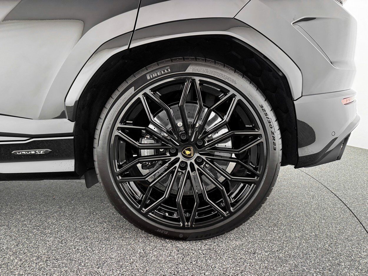 2025 Lamborghini Urus SE Bellevue WA