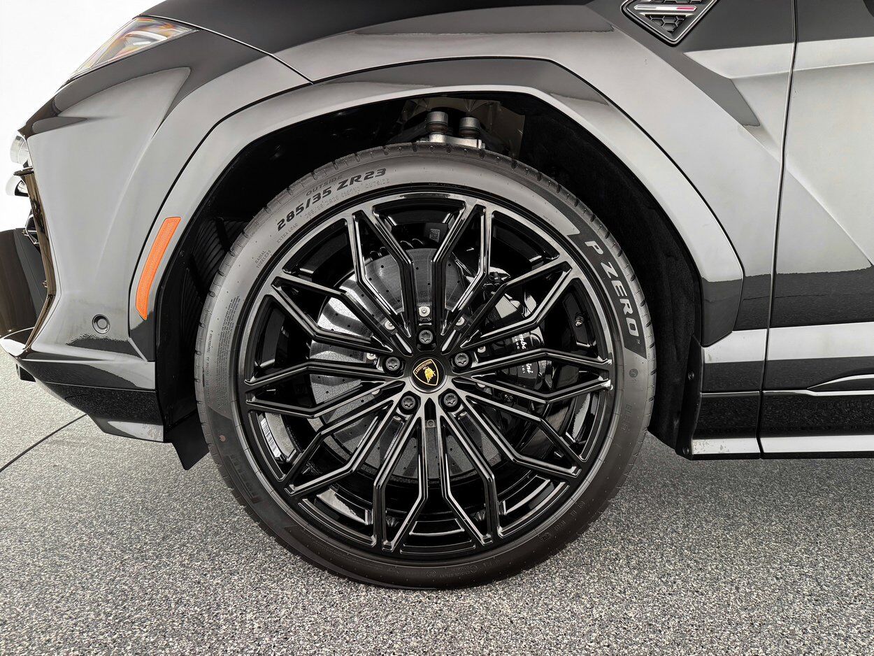 2025 Lamborghini Urus SE Bellevue WA