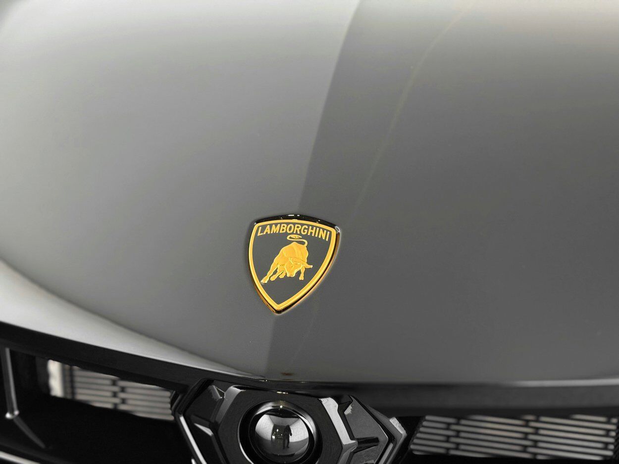 2025 Lamborghini Urus SE Bellevue WA