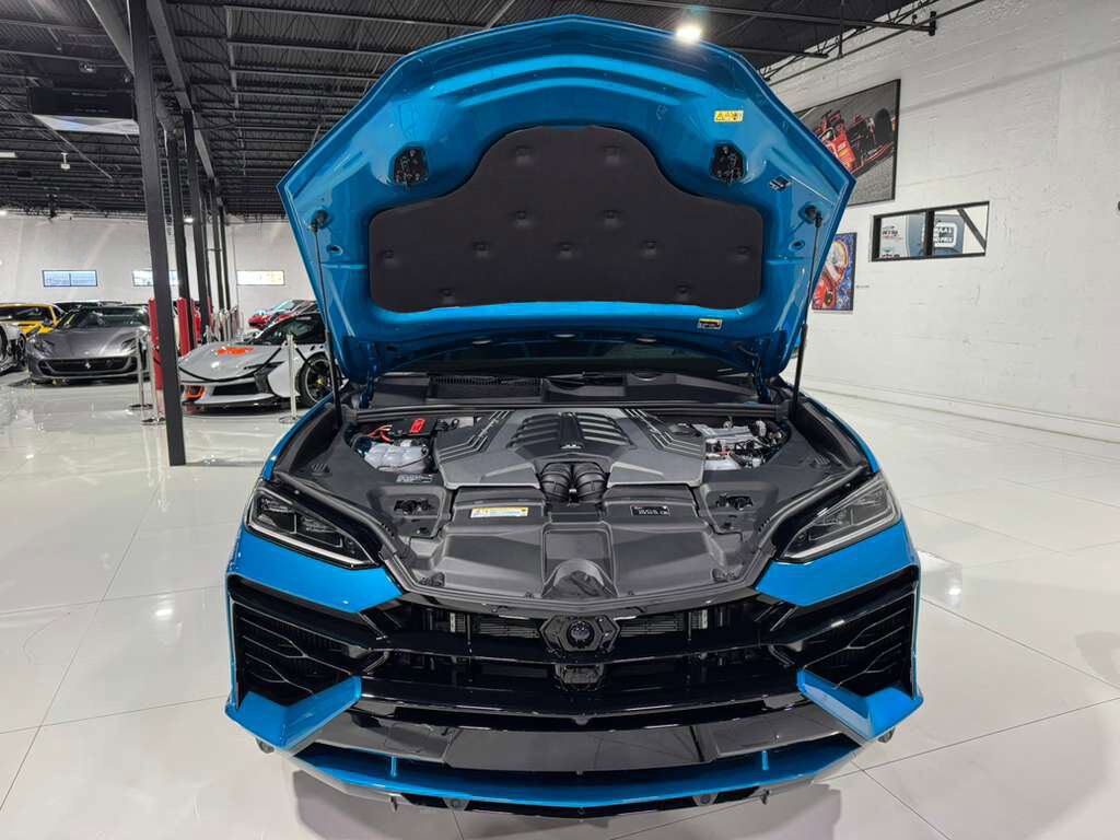 2025 Lamborghini Urus SE Blu Uranus paint,Sensonum audio system AND MUCH MORE!! Fort Lauderdale FL