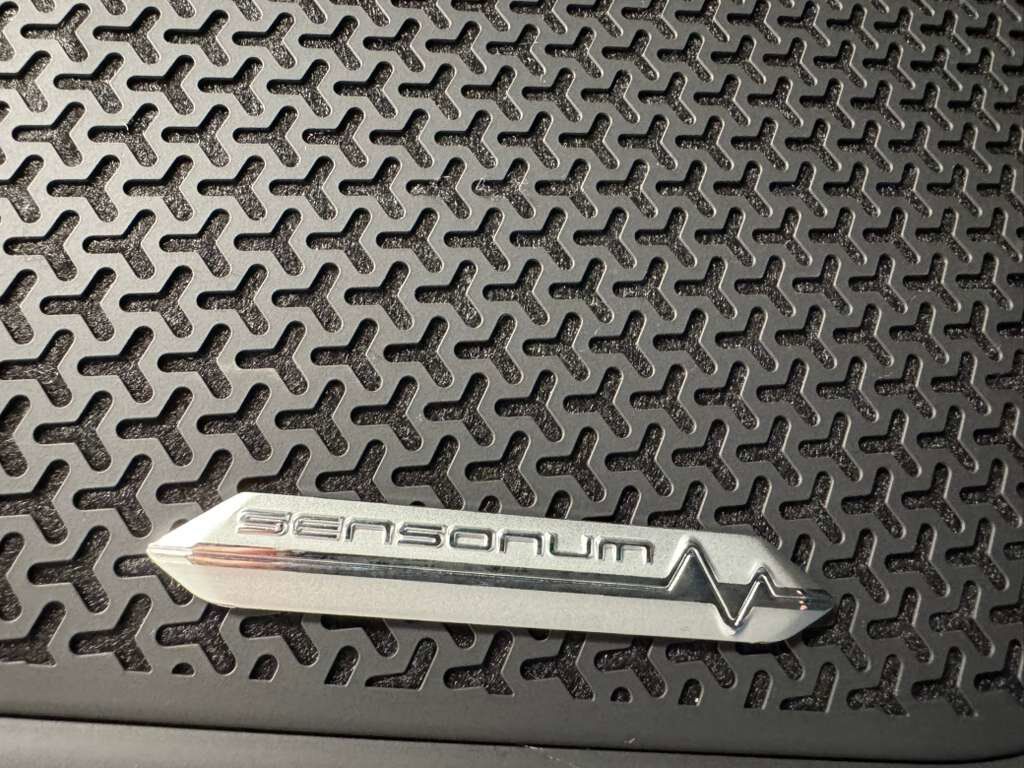 2025 Lamborghini Urus SE Blu Uranus paint,Sensonum audio system AND MUCH MORE!! Fort Lauderdale FL