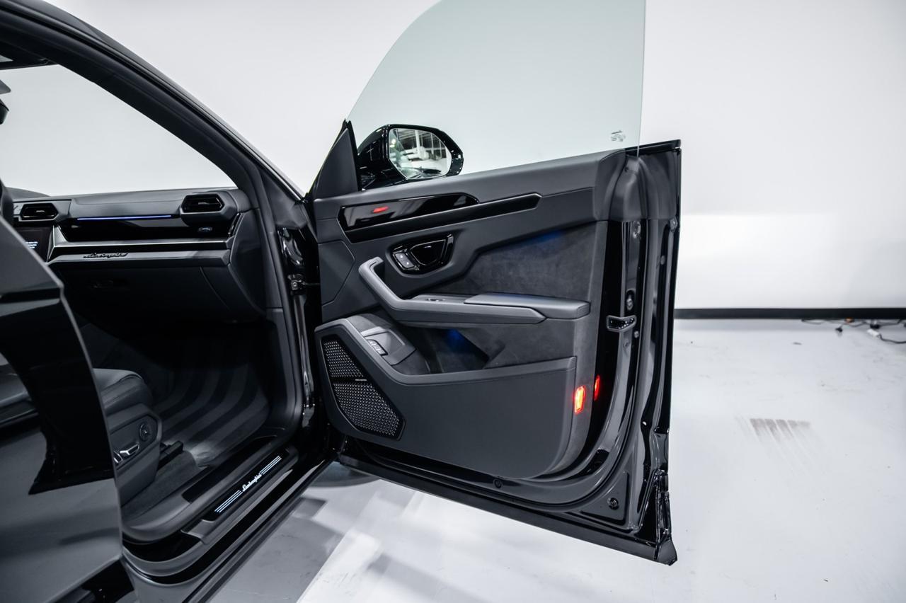 2025 Lamborghini Urus SE Brentwood TN