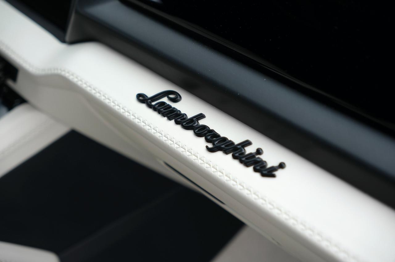 2025 Lamborghini Urus SE Brentwood TN