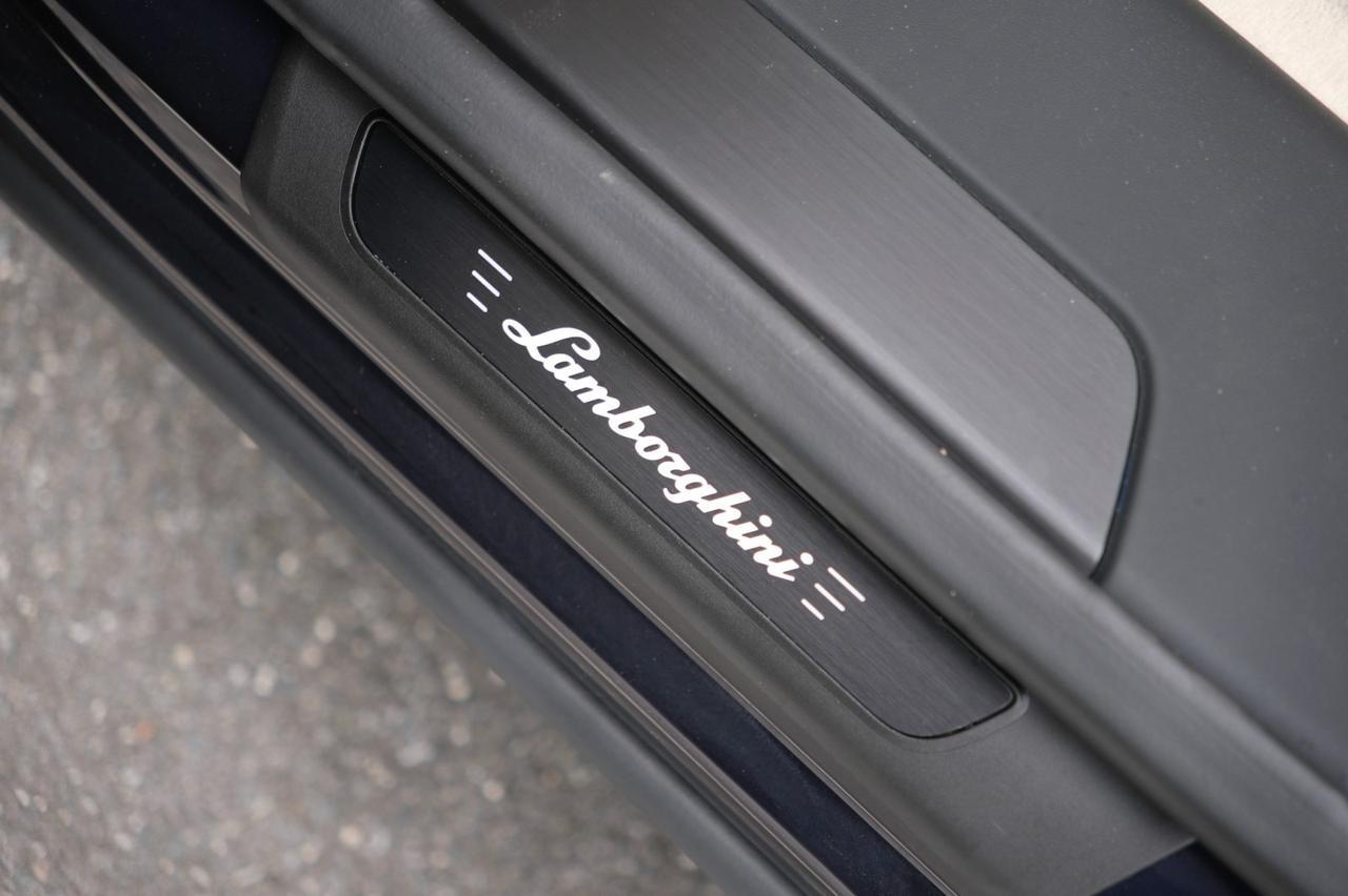 2025 Lamborghini Urus SE Brentwood TN