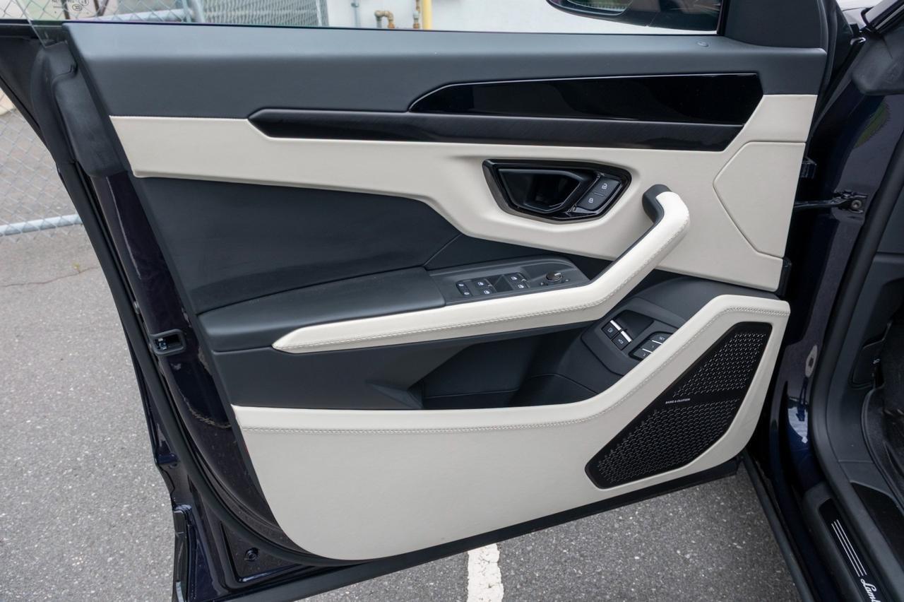 2025 Lamborghini Urus SE Brentwood TN