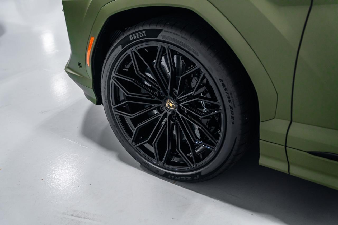 2025 Lamborghini Urus SE Brentwood TN