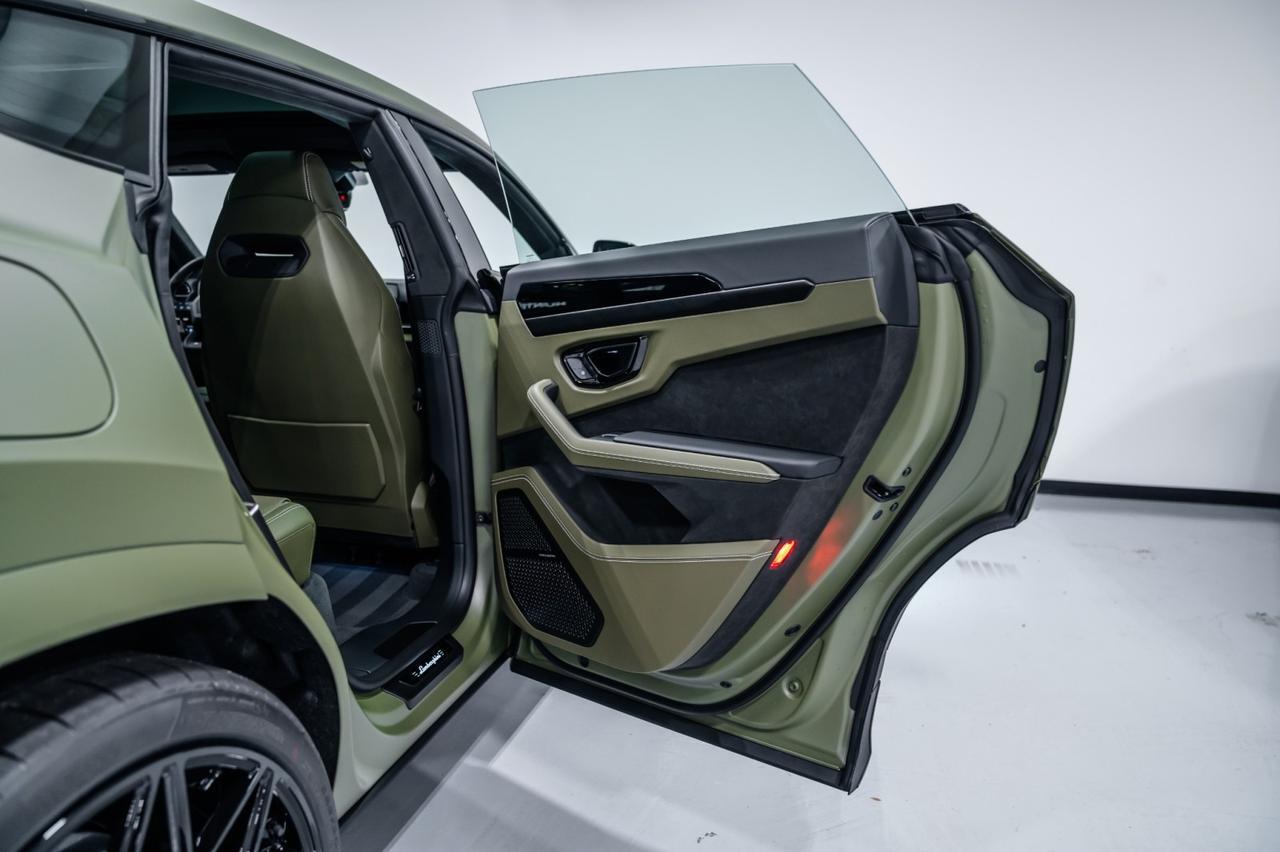 2025 Lamborghini Urus SE Brentwood TN