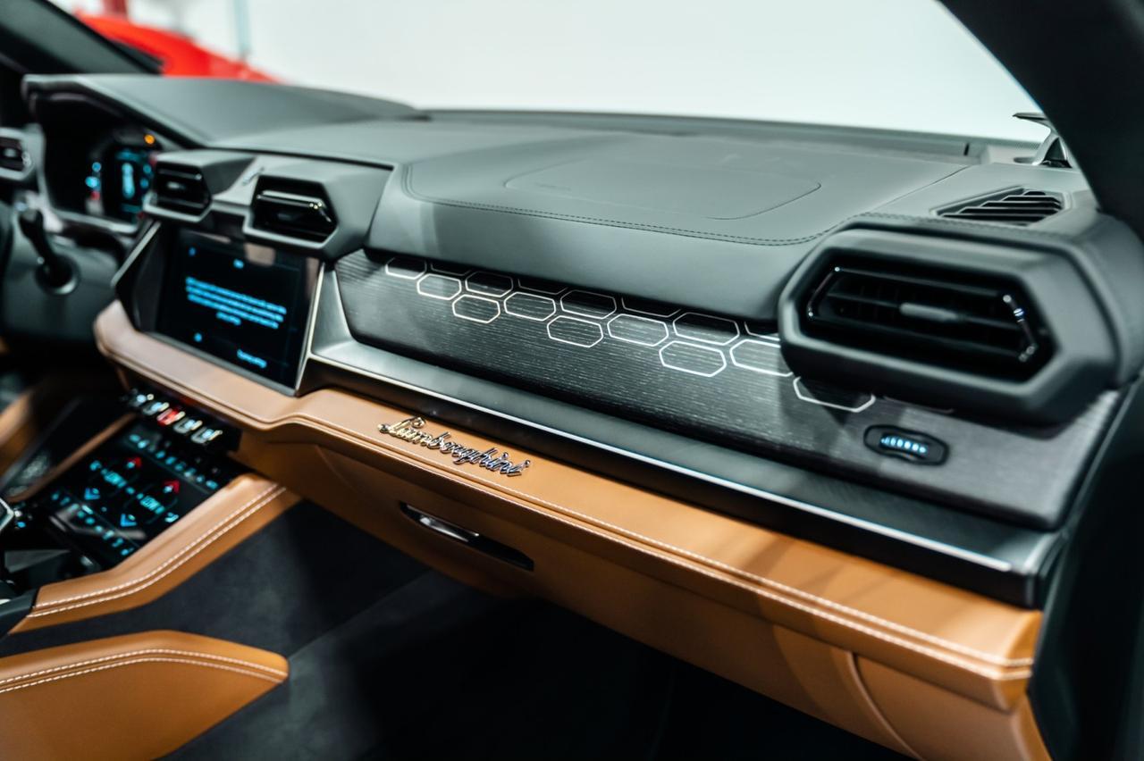 2025 Lamborghini Urus SE Brentwood TN