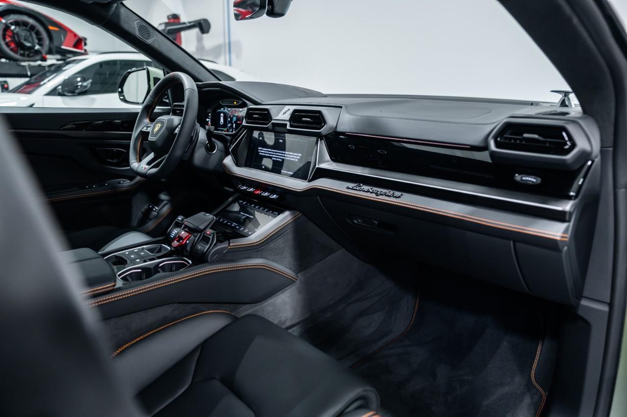 2025 Lamborghini Urus SE Brentwood TN