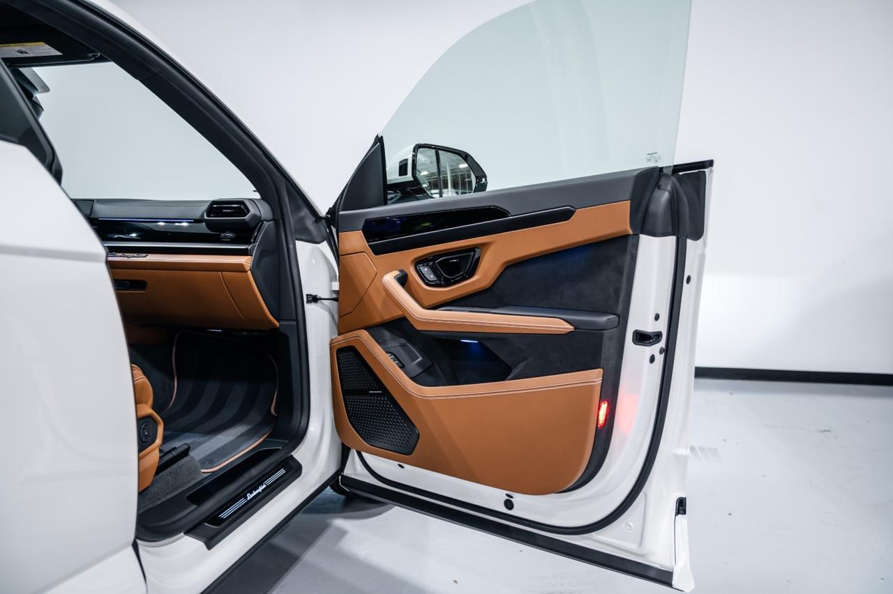 2025 Lamborghini Urus SE Brentwood TN