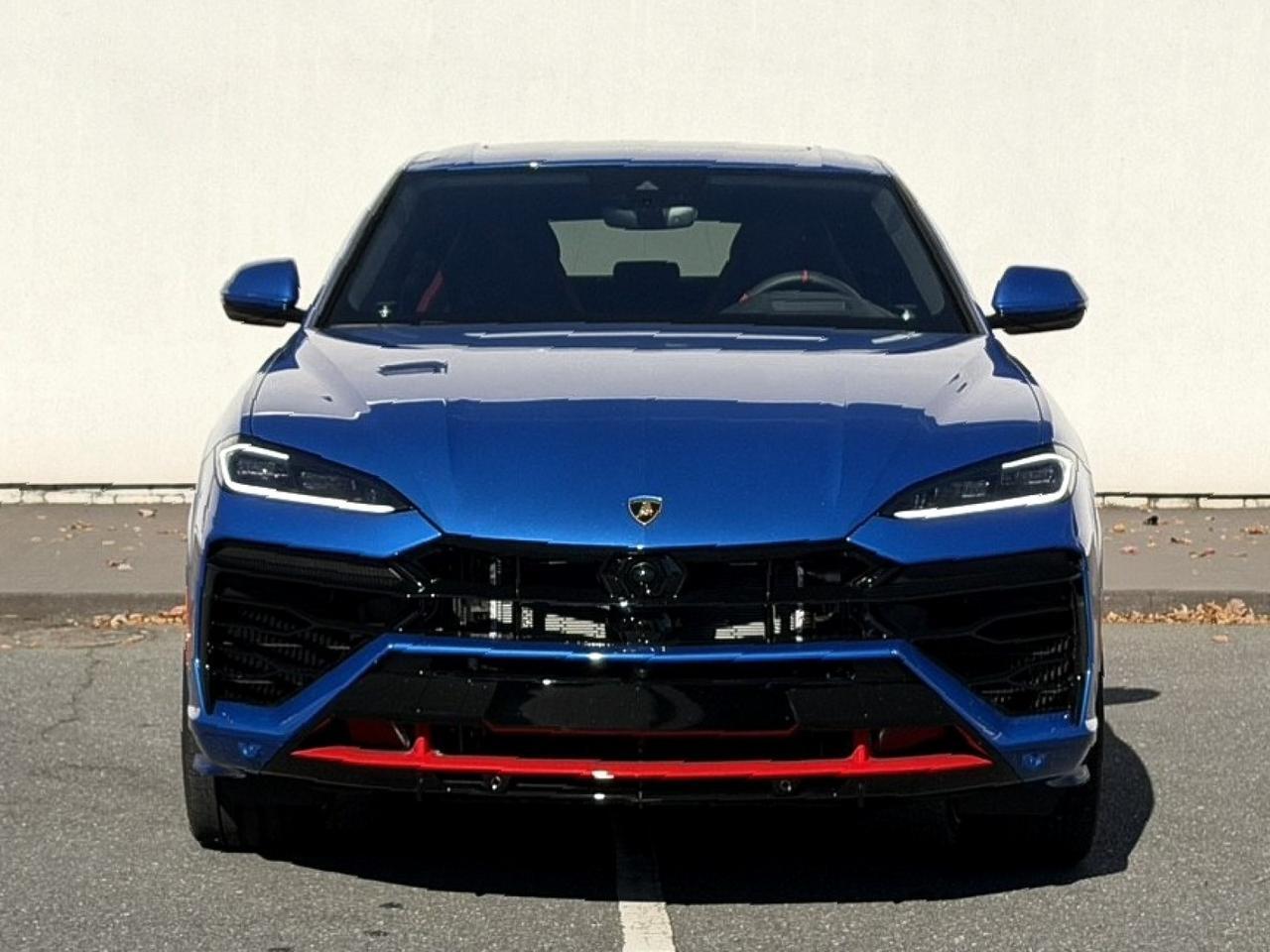 2025 Lamborghini Urus SE photo 4