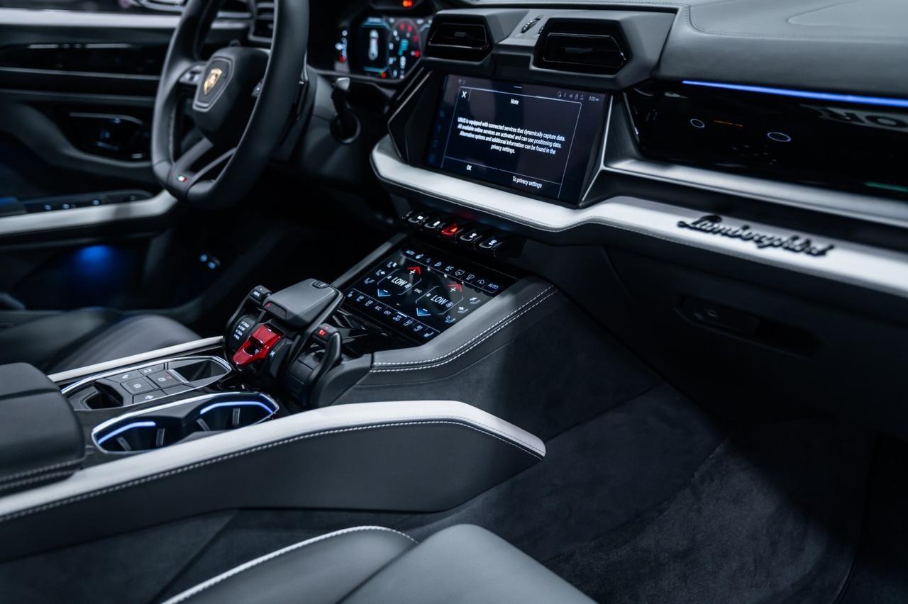 2025 Lamborghini Urus SE Brentwood TN