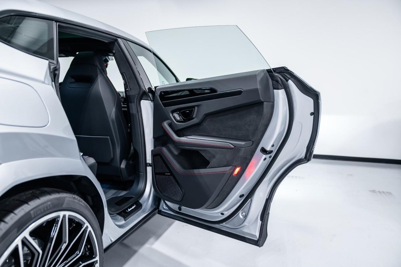 2025 Lamborghini Urus SE Brentwood TN