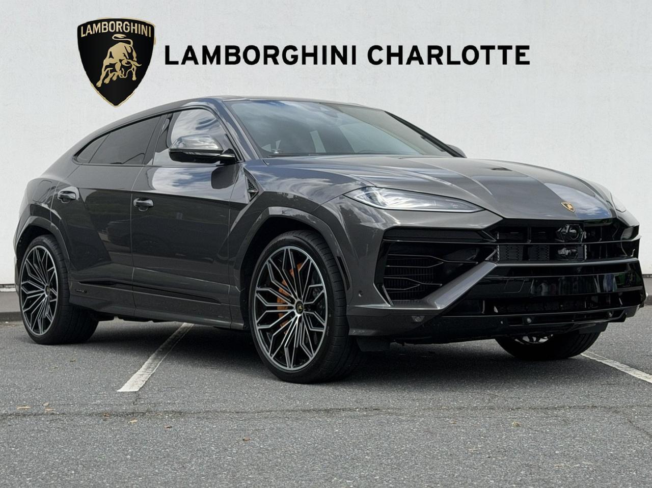 2025 Lamborghini Urus SE