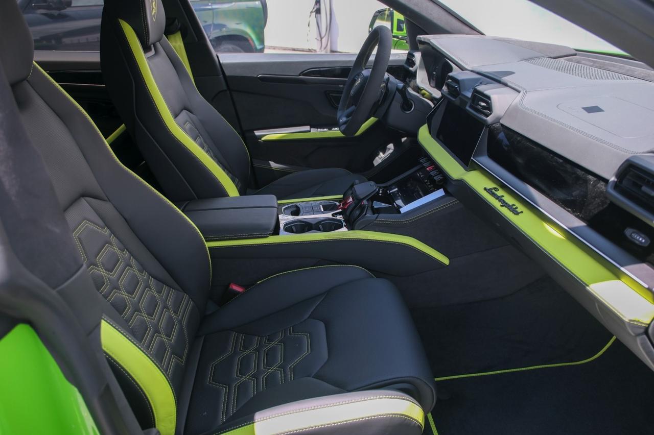 2025 Lamborghini Urus SE Charlotte NC