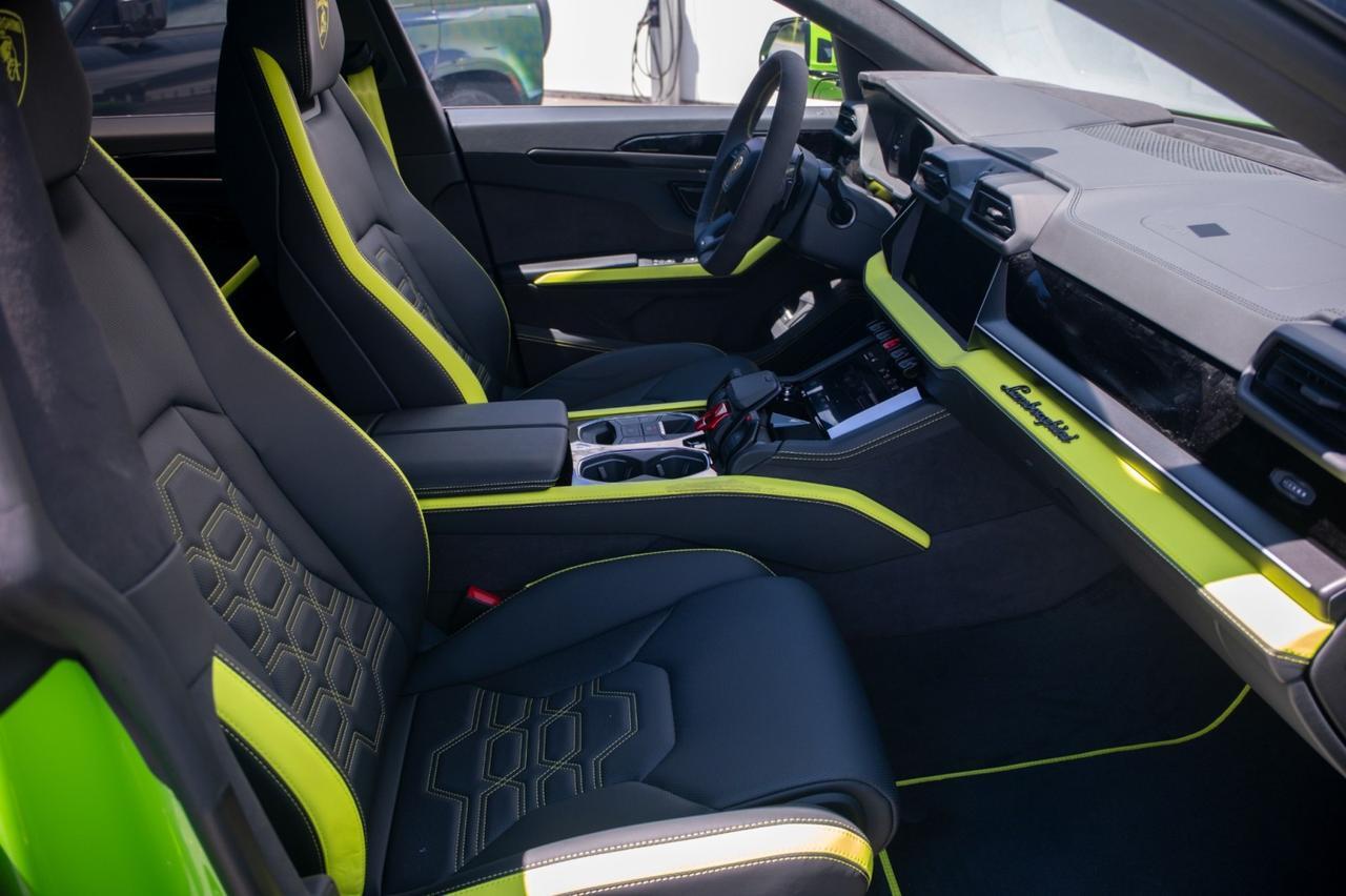 2025 Lamborghini Urus SE Charlotte NC