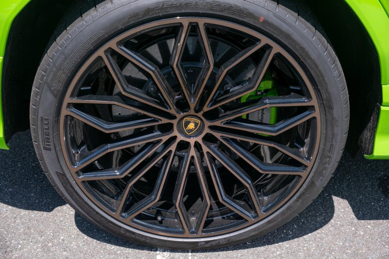 2025 Lamborghini Urus SE Charlotte NC