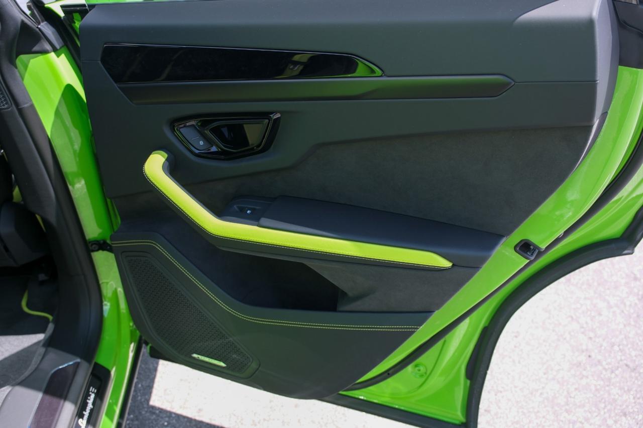 2025 Lamborghini Urus SE Charlotte NC
