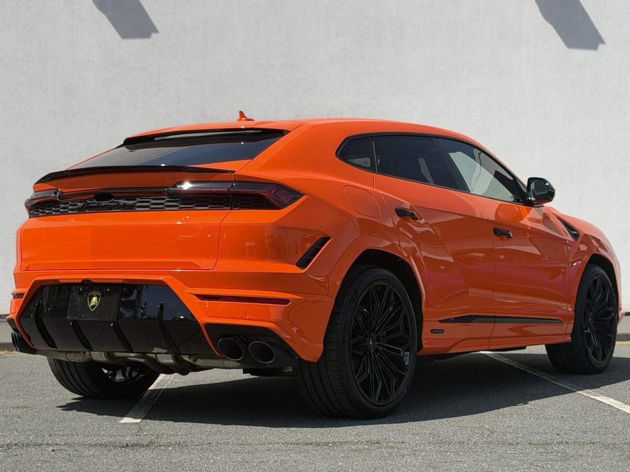 2025 Lamborghini Urus SE Charlotte NC