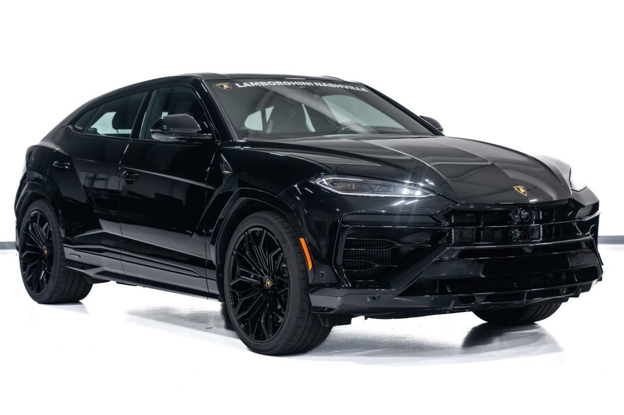 2025 Lamborghini Urus SE Charlotte NC