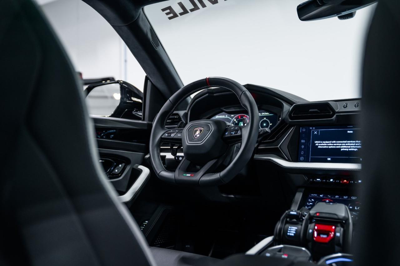 2025 Lamborghini Urus SE Charlotte NC