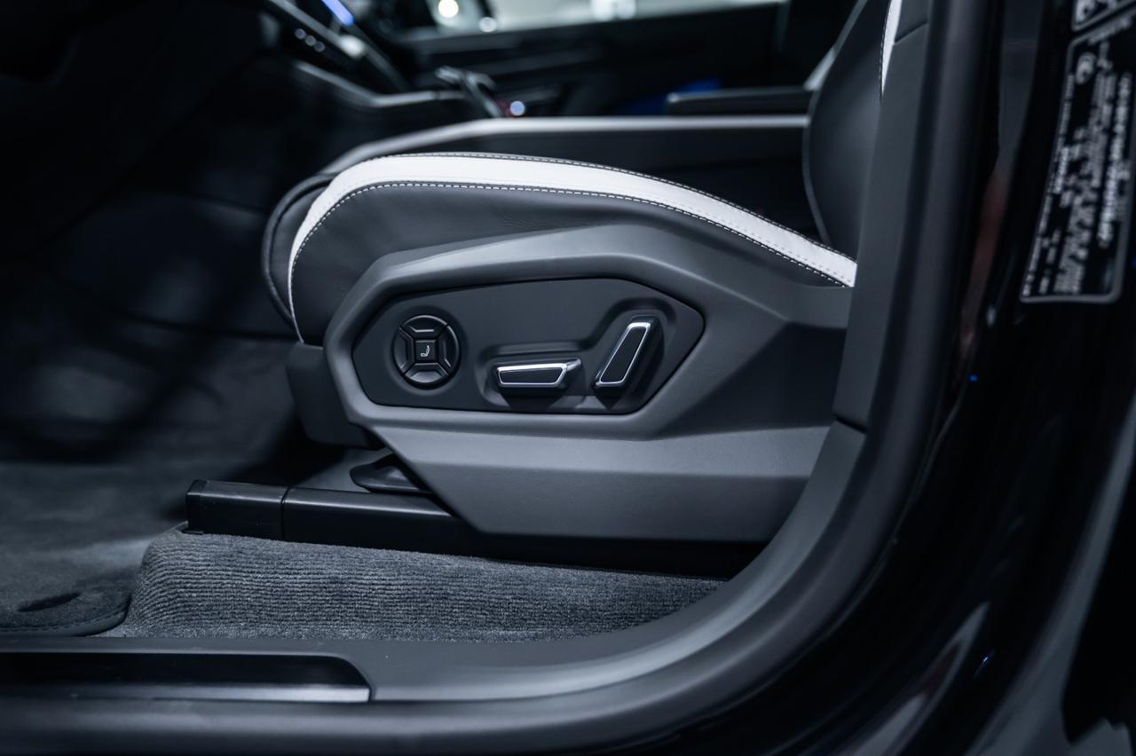 2025 Lamborghini Urus SE Charlotte NC