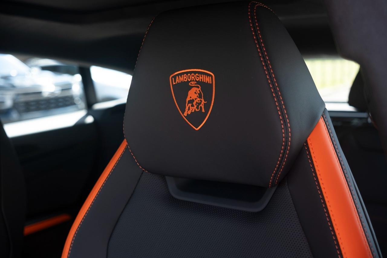 2025 Lamborghini Urus SE Charlotte NC