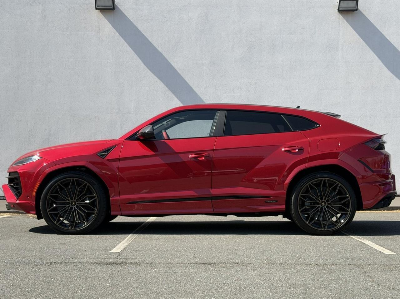 2025 Lamborghini Urus SE Charlotte NC