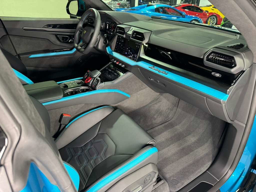 2025 Lamborghini Urus SE Fort Lauderdale FL