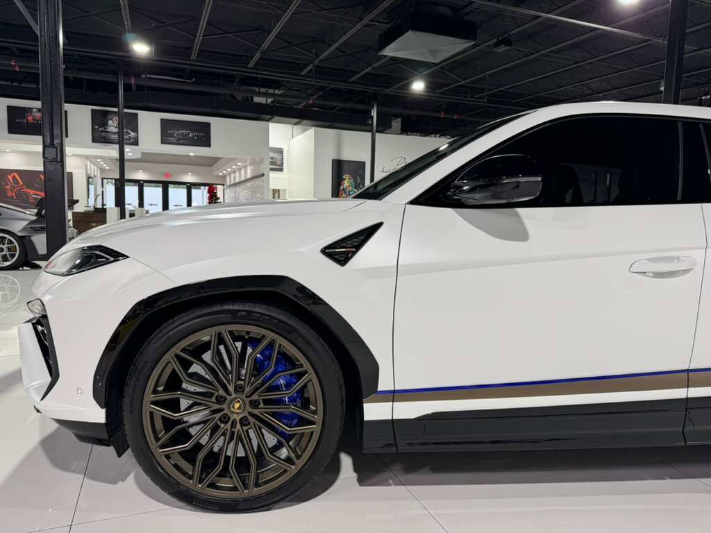 2025 Lamborghini Urus SE Fort Lauderdale FL
