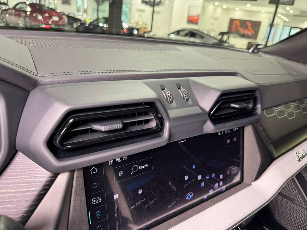 2025 Lamborghini Urus SE Fort Lauderdale FL