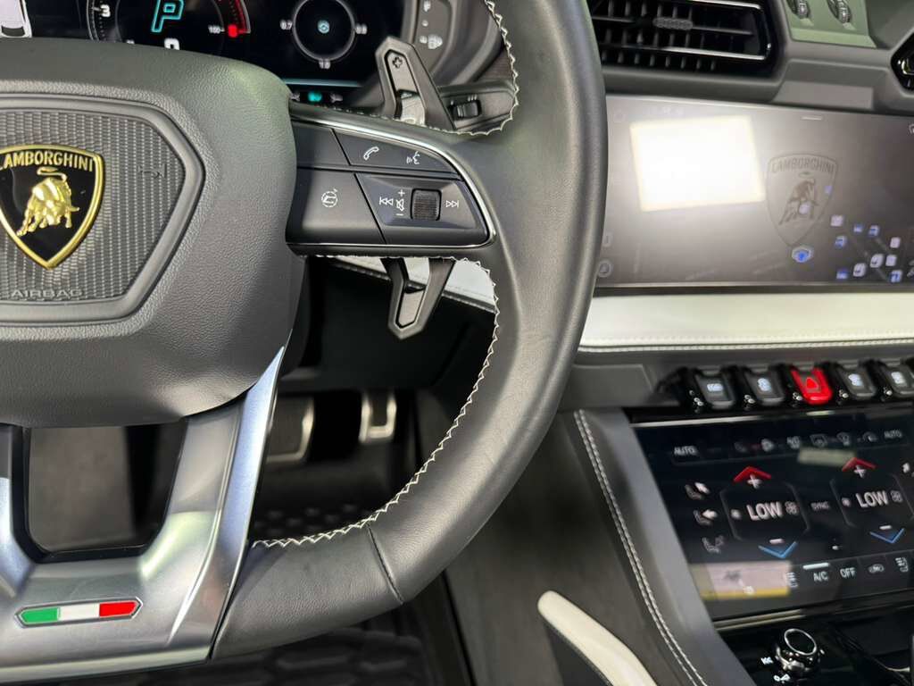 2025 Lamborghini Urus SE Fort Lauderdale FL